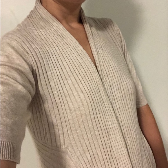 Long soft beige Top - Picture 3 of 4